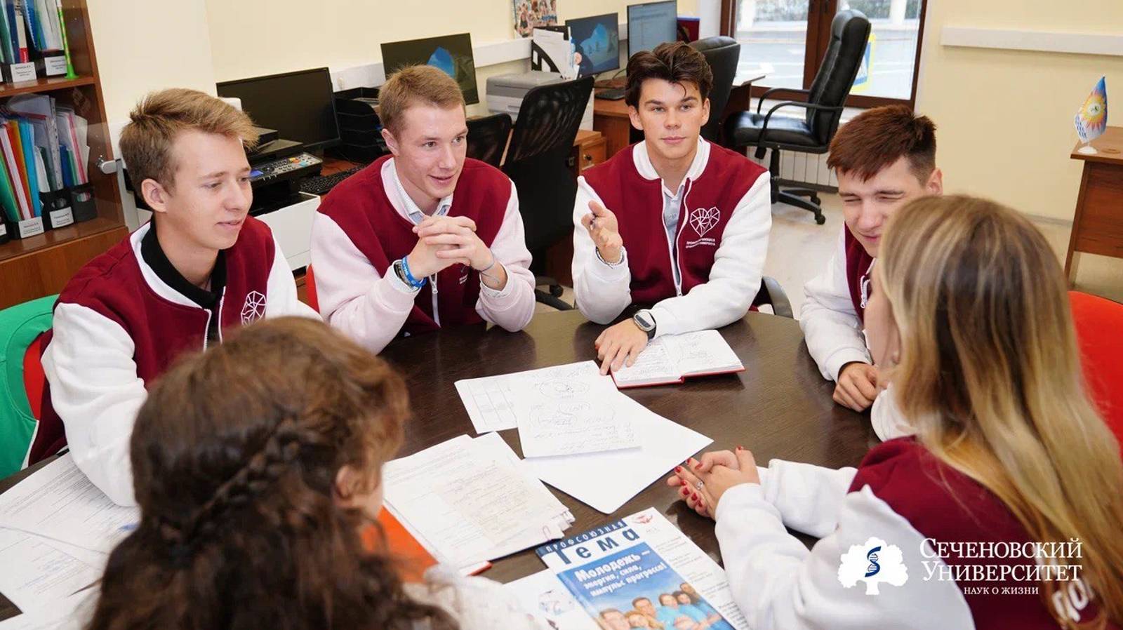 Сеченовский Университет открыл новое пространство для работы молодежных студенческих организаций смотреть онлайн