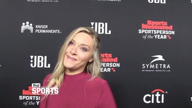 Camille Kostek Defends Rob Gronkowski's Missed Tackle, Give Him Another Chance!! | TMZ Sports смотреть онлайн