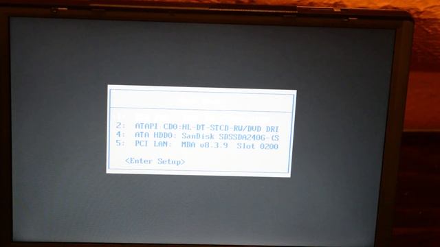 Windows 2000 on a Sandisk SSD: 30 Second Boot Time! смотреть онлайн
