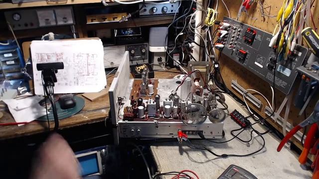 Philips Console Stereo Receiver Video #14 - Good and Very Bad смотреть онлайн