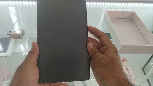 Hindi | Xiaomi Mi Pad 4 Unboxing. 64GB Black.🔥🔥 Snapdragon 660🔥🔥. Available In Dubai смотреть онлайн