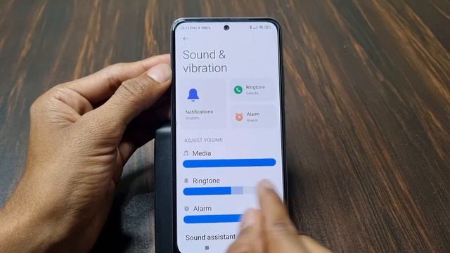 Volume Button Kaam Nahi Kar Raha Hai | How To Fix Volume Button Not Working Problem On Android смотреть онлайн