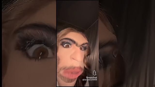 Snapchat-2118350223.mp4