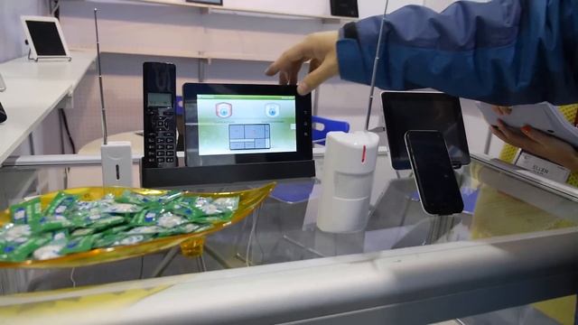 CoreTech Home Phone and Home Security Tablet смотреть онлайн