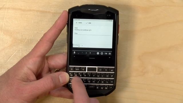 Unihertz Titan Pocket Smartphone Review - An Android Blackberry Throwback! смотреть онлайн