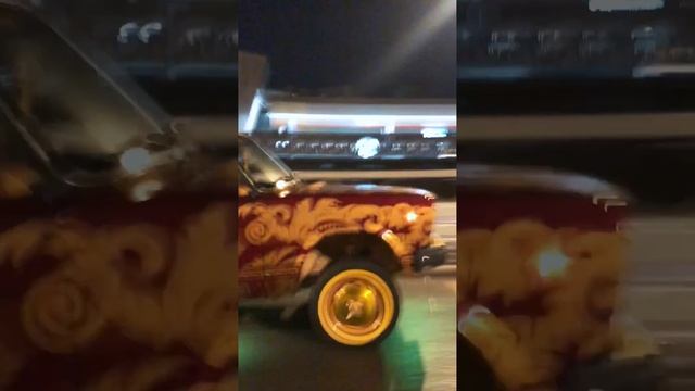 Вспышка роскоши на ночных дорогах МСК! смотреть онлайн
