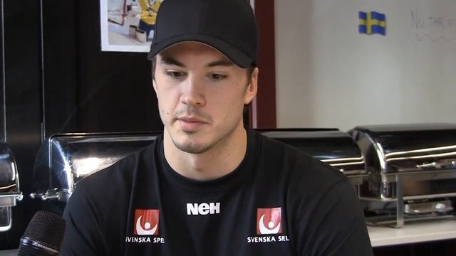 Snabba frågor med Jonathan Ericsson смотреть онлайн