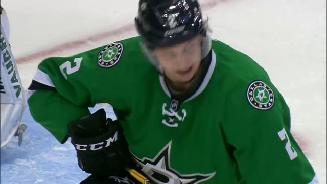 Gotta See It: Jokipakka takes deflected puck off dome смотреть онлайн
