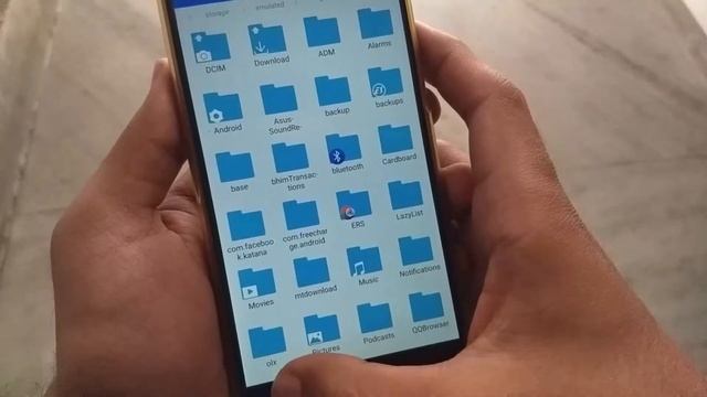How To Backup Android Apps & Share On WhatsApp смотреть онлайн