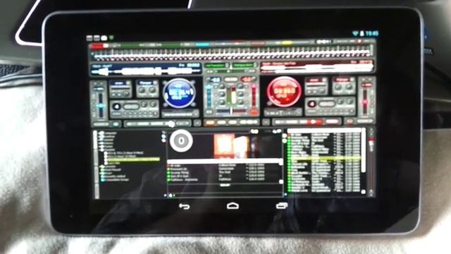 Controlling VirtualDJ via Android tablet смотреть онлайн