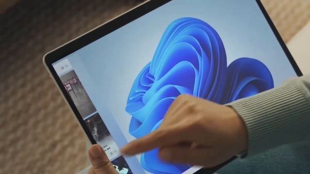Windows 11 - Como Instalarlo - Fecha de Lanzamiento - ¿SU CLON? - Rendimiento y más! смотреть онлайн