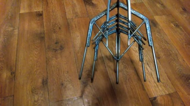 Защита редуктора и винта лодочного мотора с демпфером удара.