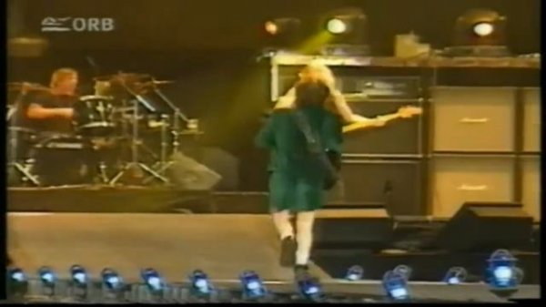 AC/DC - Stiff Upper Lip (Live 2001) [Pro-Shot]