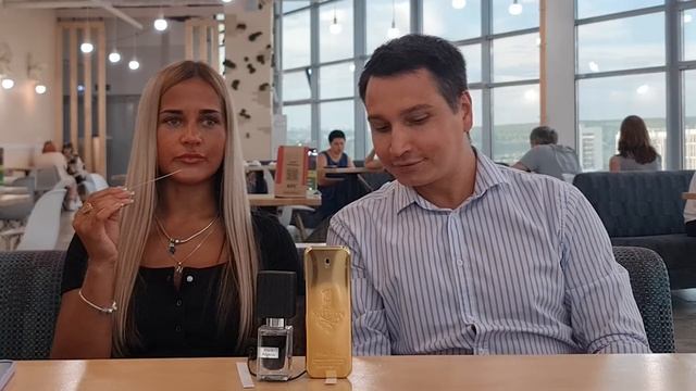 Подруга оценивает мои ароматы смотреть онлайн