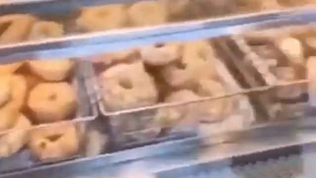 Donut Launcher смотреть онлайн
