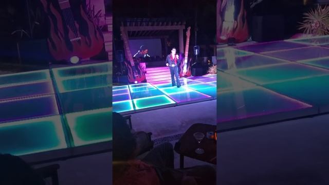 Elvis tribute CANCUN DAVID WEBER смотреть онлайн