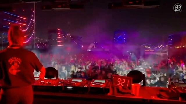 "Скоро на всех танцполах Европы" - "Soon in all the dance floors of Europe" смотреть онлайн