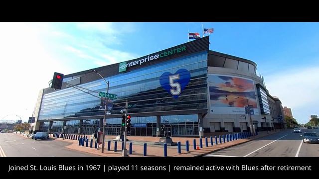 Bobby Plager's jersey number 5 on window at Enterprise Center смотреть онлайн