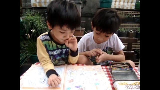 Playing Hidden Pictures Puzzle While Stuck at Home Coz of COVID 19 смотреть онлайн