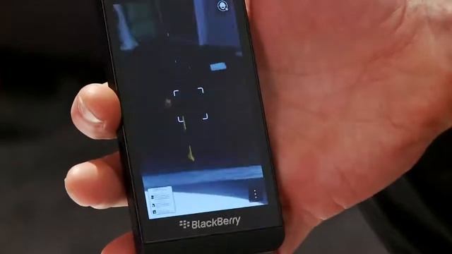New BlackBerry Z10 review the latest mobile phone review from Blackberry YouTube смотреть онлайн