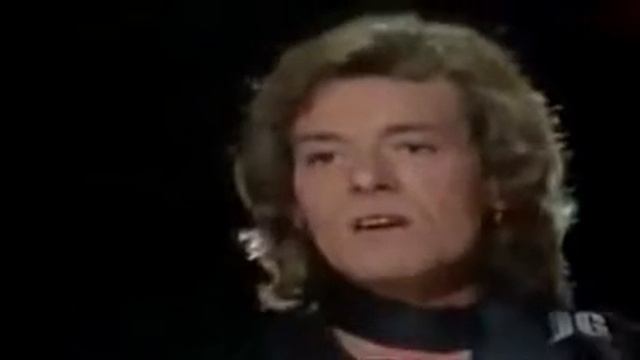 The Hollies - The Air That I Breathe Video & Sound Remastering смотреть онлайн