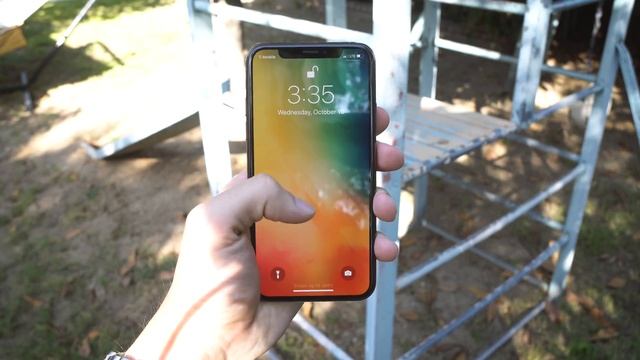 Android User uses iPhone XS for Two Weeks Straight! (In-Depth Review) смотреть онлайн
