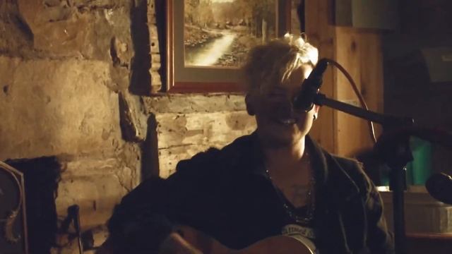 Sam Roark - "Broken Window Serenade" (Kentucky Cabin Session) смотреть онлайн