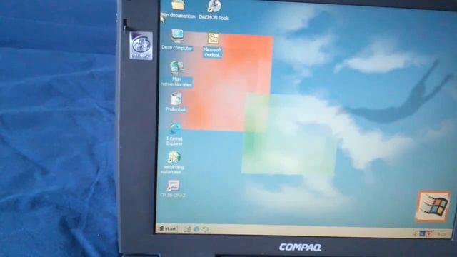 Compaq Armada 1592DT running Windows 2000 Professional смотреть онлайн