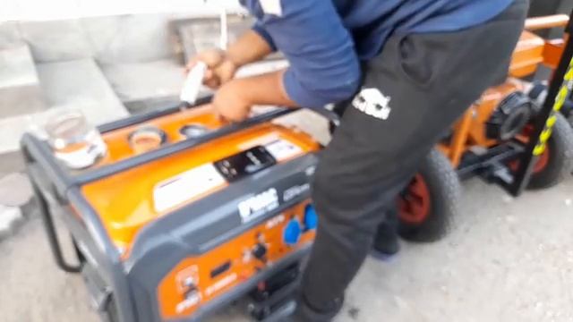 Consumul real de benzină la cele 3 Generatoare NU O SĂ-ȚI VINĂ SĂ CREZI ‼️ смотреть онлайн