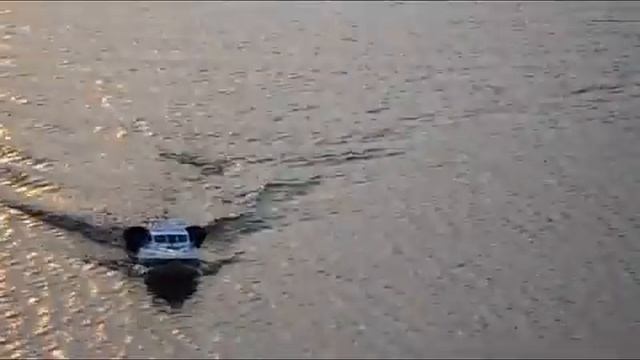 rc boat fishing silver carp 04 смотреть онлайн