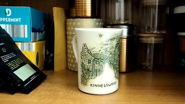 Updated Edinburgh Flat Tour | Second Hand Haul смотреть онлайн