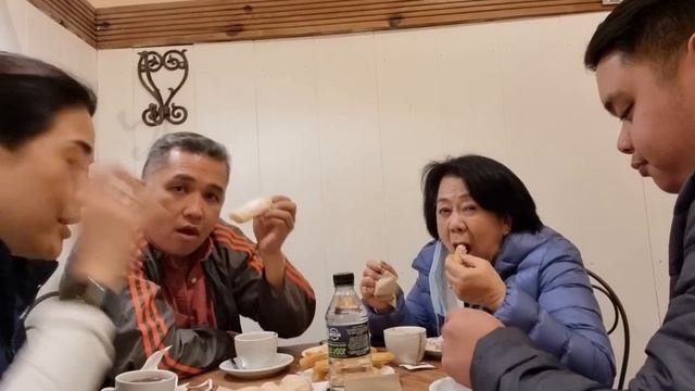 MGA KAKAIBANG SIMBAHAN SA ESPANYA! | Bernadette Sembrano смотреть онлайн