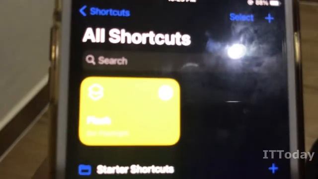 Using the iOS 14 Back Tap with the iPhone Camera and Flashlight 2021 смотреть онлайн