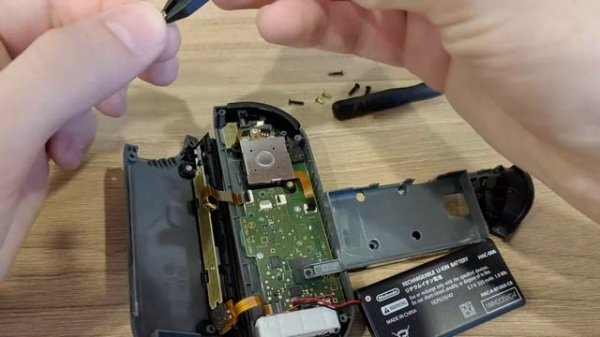 Замена стика Nintendo Switch (левый джойкон)
