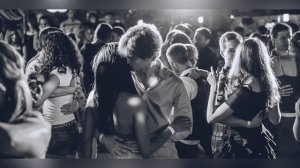 Остановите музыку (А я стою, чего то жду, а музыка играет) Песни 70-80х Вадим Ибрянов