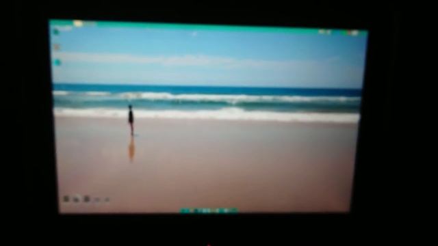 Slacko64 Puppy Linux running on a HP Elitepad 1000 G смотреть онлайн