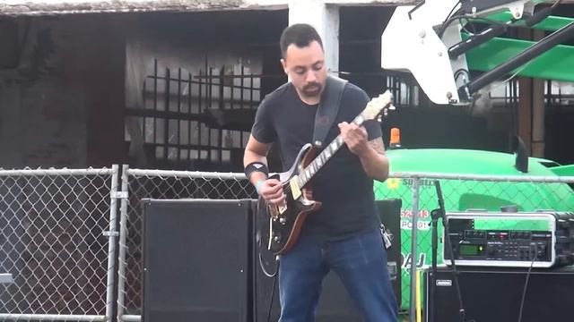 The Bends (Radiohead cover) by The Liner Notes at Independents Day 2016 смотреть онлайн