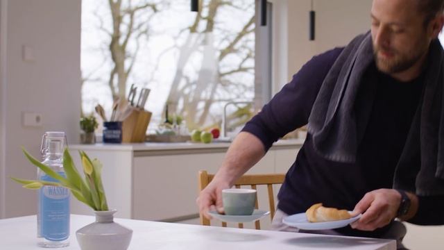 Make breakfast while on a run – thanks to Home Connect смотреть онлайн