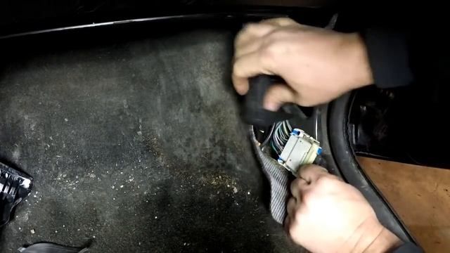 Chevy impala rear window defroster not working? EASY FIX!! How to fix Impala rear window defroster смотреть онлайн