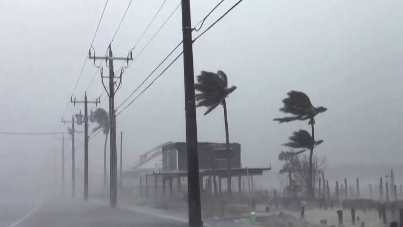 Последствия урагана «Милтон», обрушившегося на Флориду. смотреть онлайн