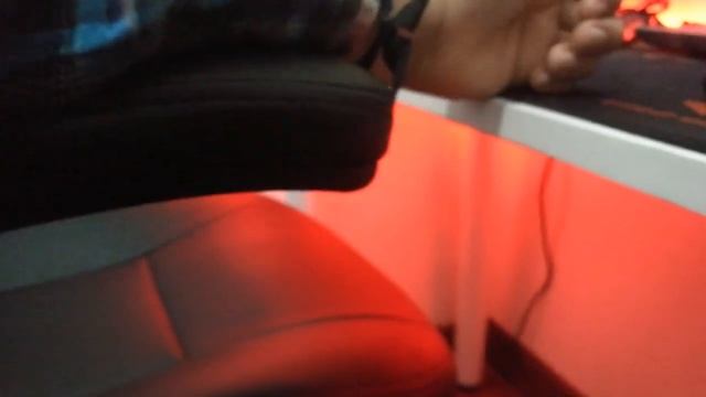 Una buena silla muy comoda para jugar poker a un buen precio! смотреть онлайн
