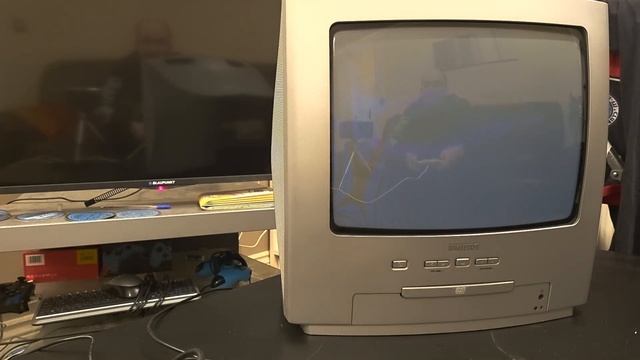 TV Box With Emuelec On CRT TV