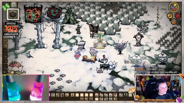 Running around in Underwear in the Constant, Featuring Kevin the Pig смотреть онлайн