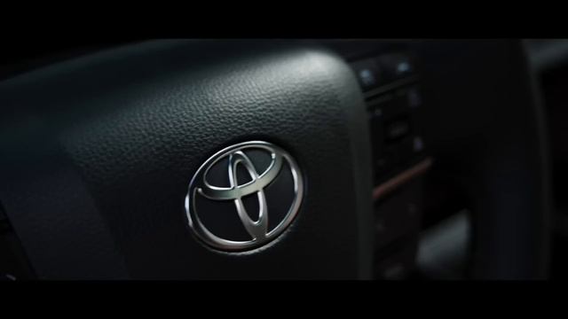 DAVID & KIRK TALK ABOUT THE ALL-NEW 2025 TOYOTA CROWN SIGNIA! DO THEY LIKE IT? смотреть онлайн