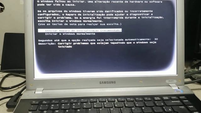 Como entrar no set-up notbook Samsung r v 415 Quando da tela azul ou não entra no sistema смотреть онлайн