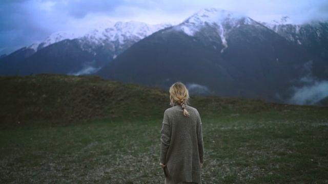 Copyright Free Video| Free Video | Lonely Girl | Background Video | HD Video смотреть онлайн