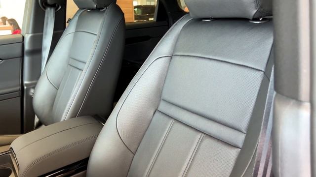 NEW 2024 Range Rover Evoque - Interior and Exterior Walkaround смотреть онлайн