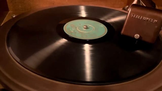 Tino Rossi - Un Soir… Une Nuit… - 78 rpm - Columbia GF1003 - 1941 смотреть онлайн
