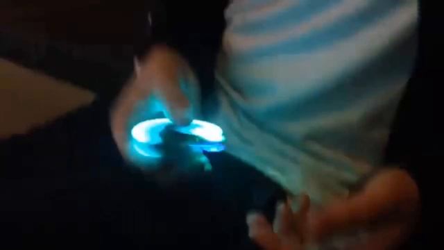 fidget spinner, i hate them, fidget spinner are cancer смотреть онлайн