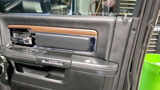 2017 Ram 3500 Mirror Replacement смотреть онлайн